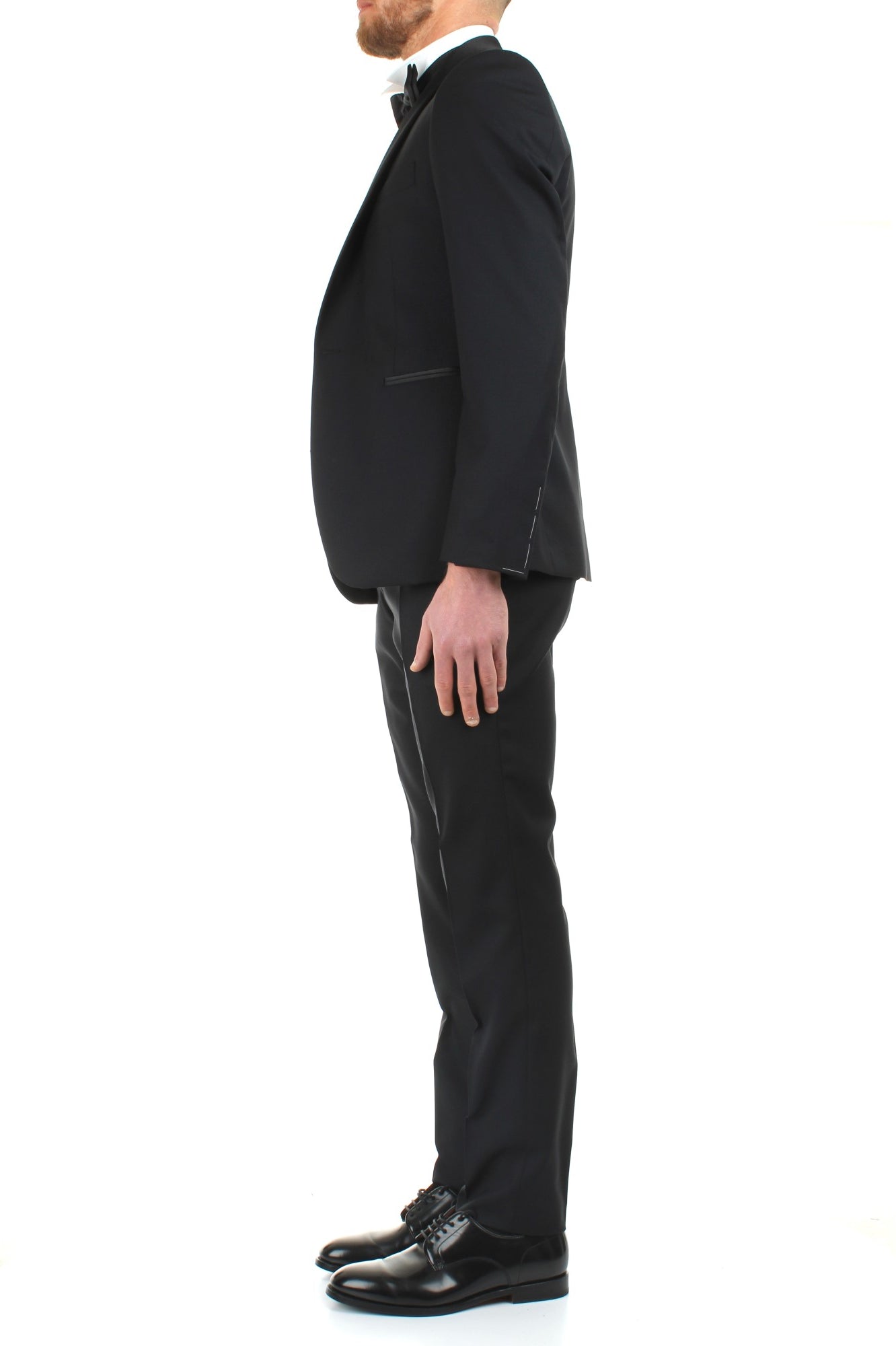 ABITI Nero Tagliatore