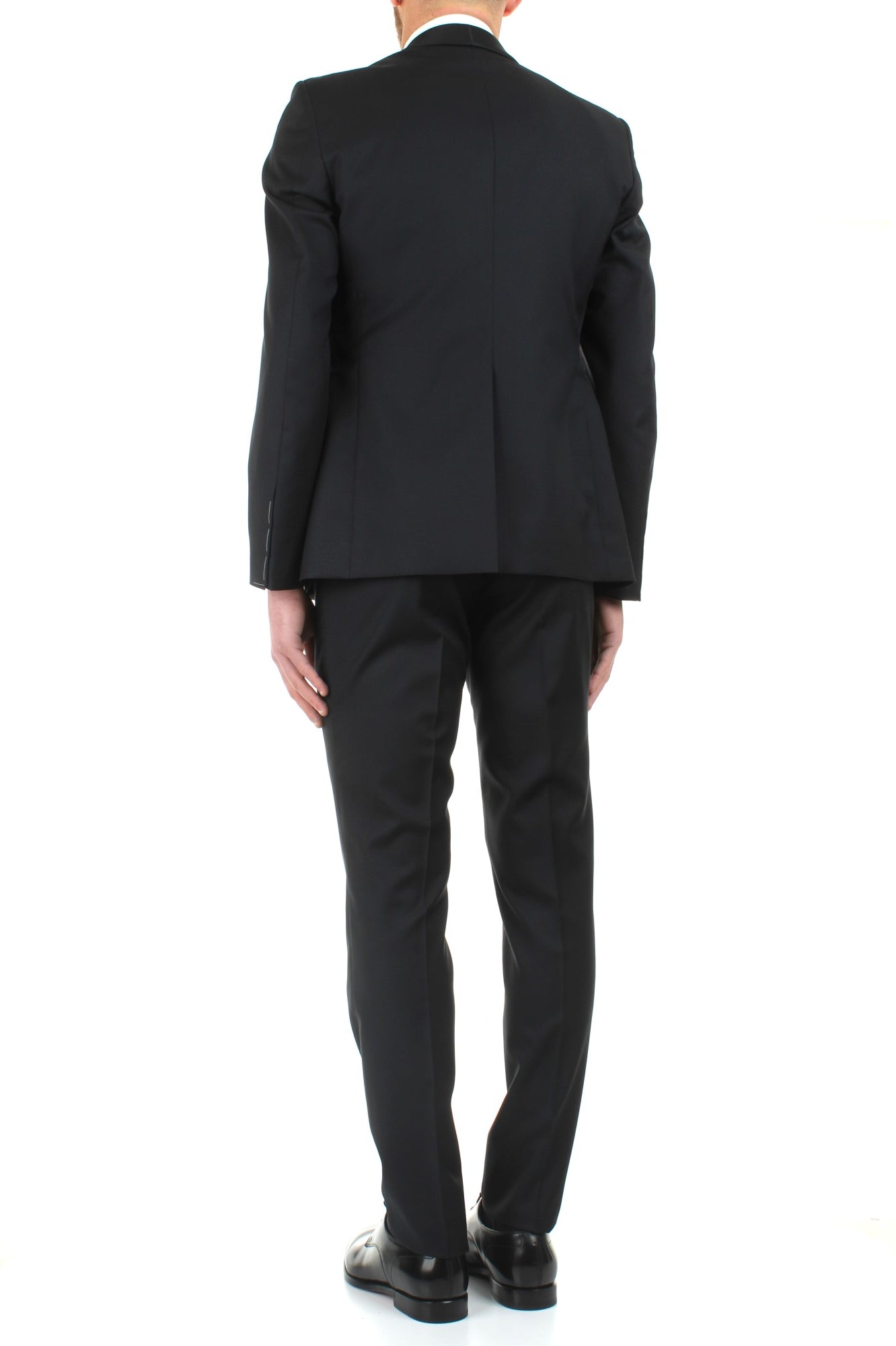 ABITI Nero Tagliatore