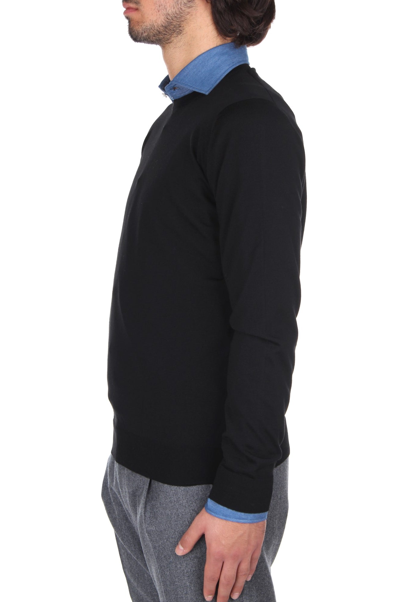 MAGLIE Nero Hindustrie