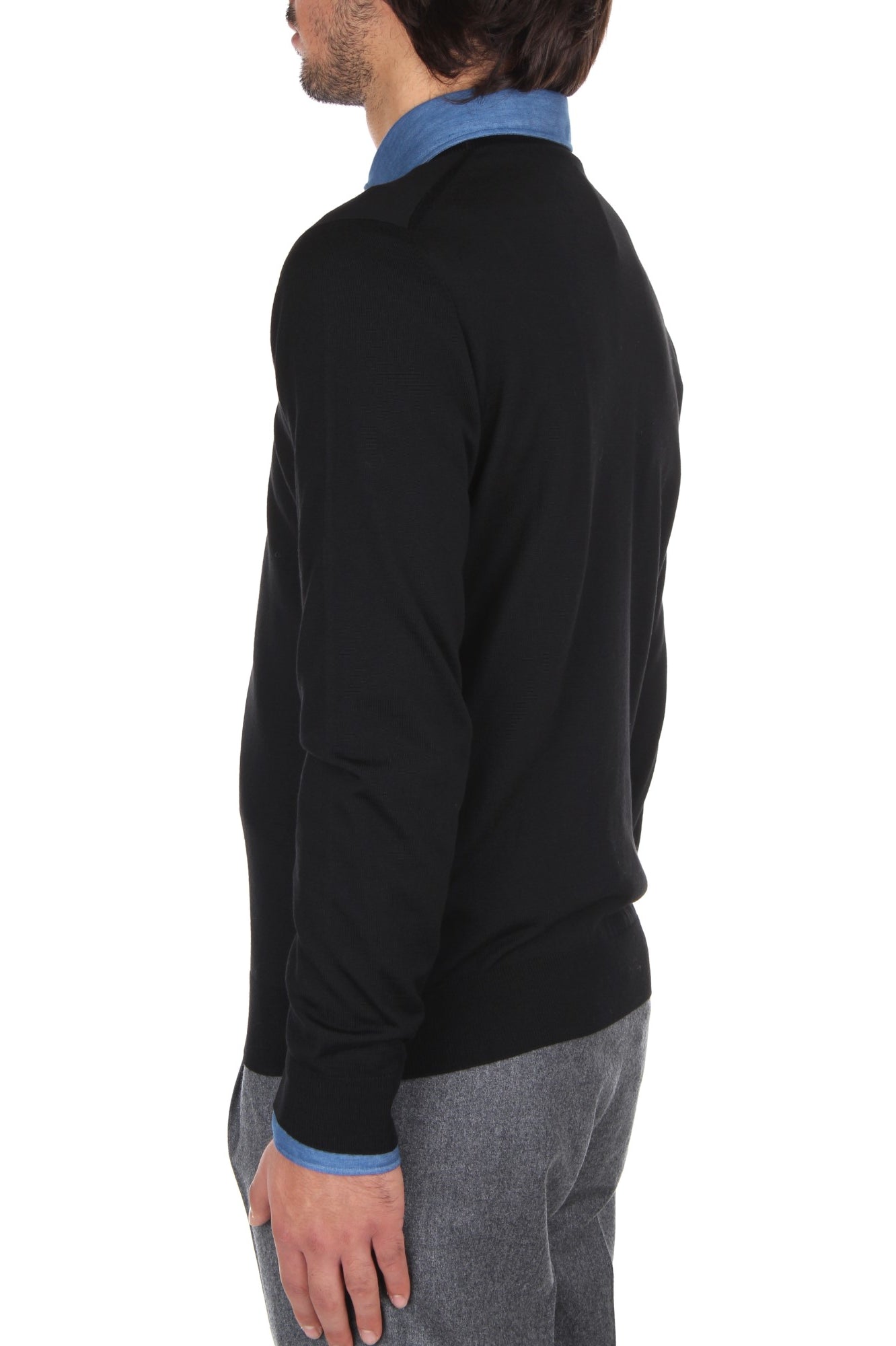 MAGLIE Nero Hindustrie