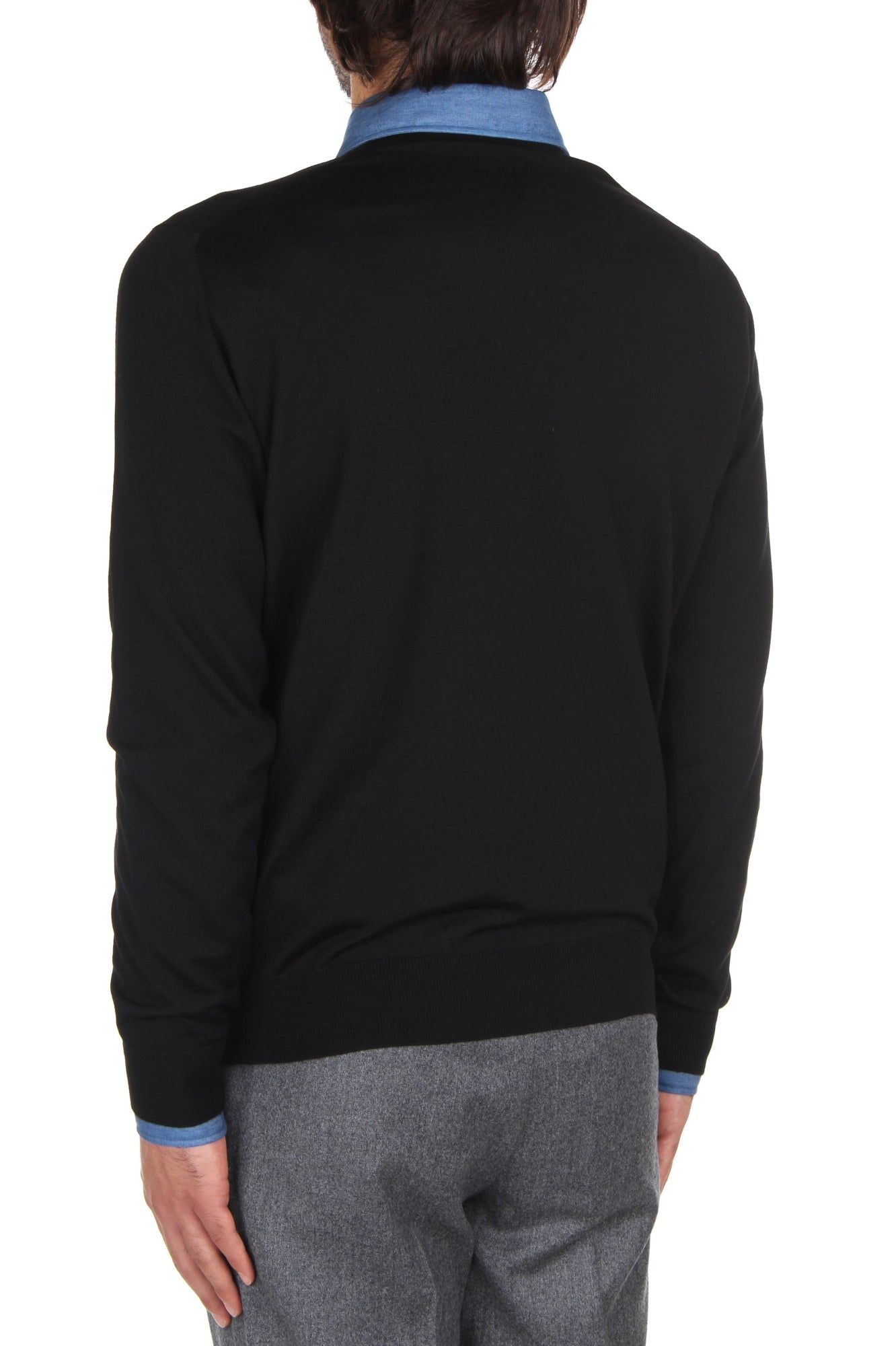 MAGLIE Nero Hindustrie