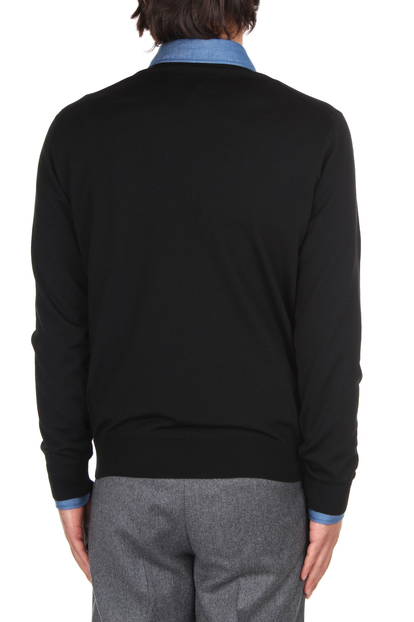 MAGLIE Nero Hindustrie