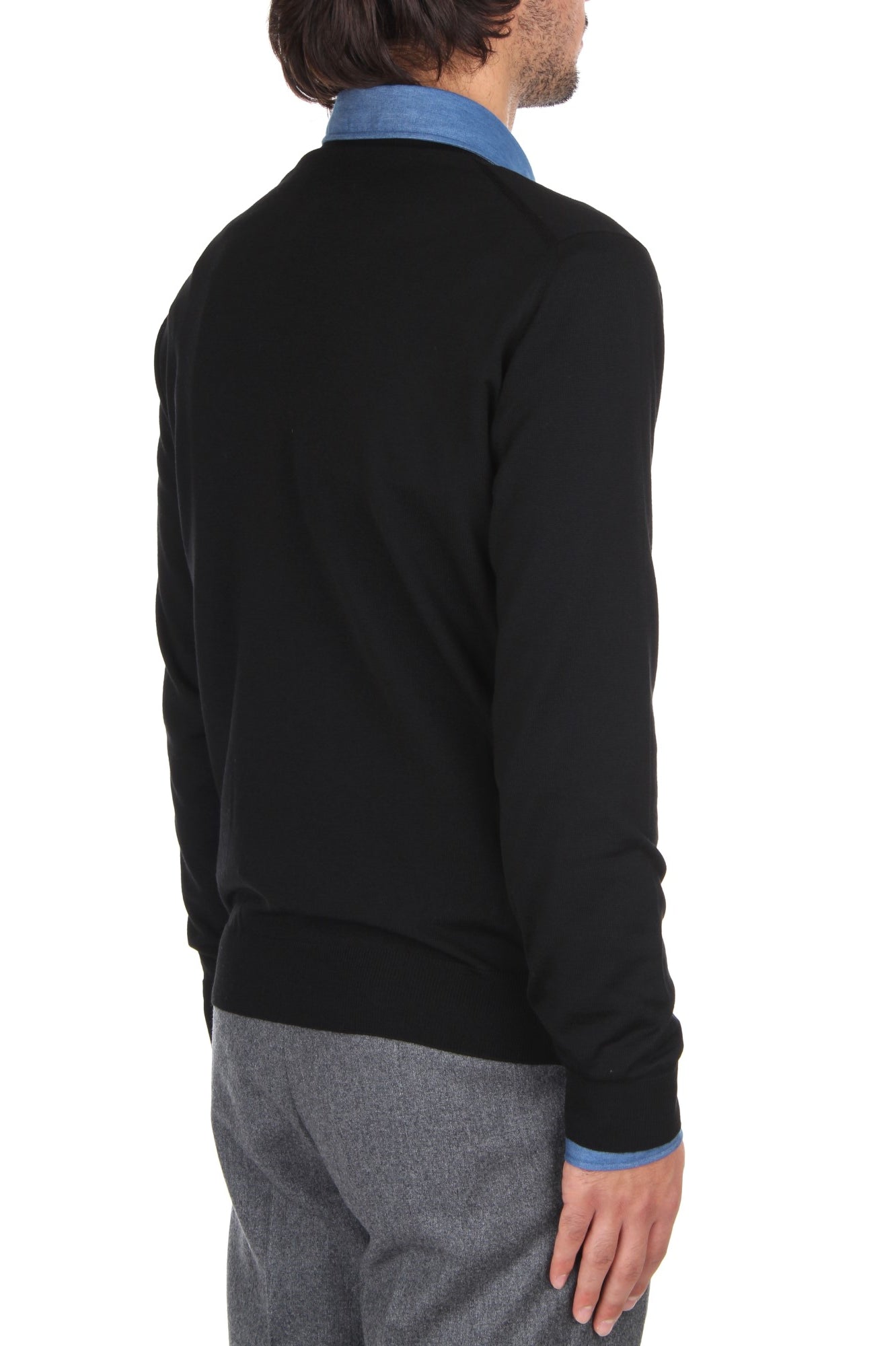 MAGLIE Nero Hindustrie