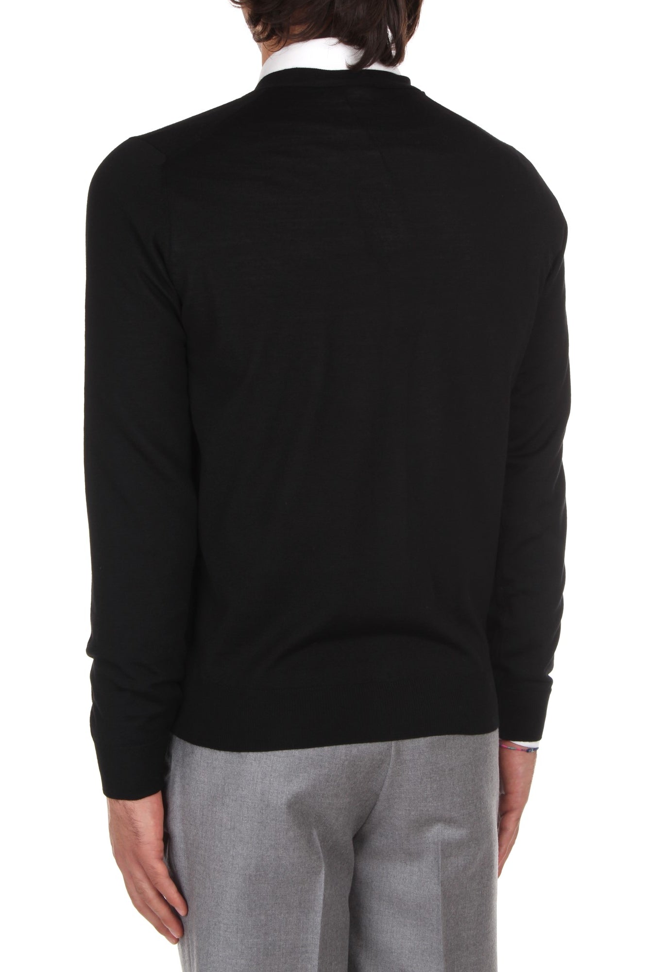 MAGLIE Nero Hindustrie