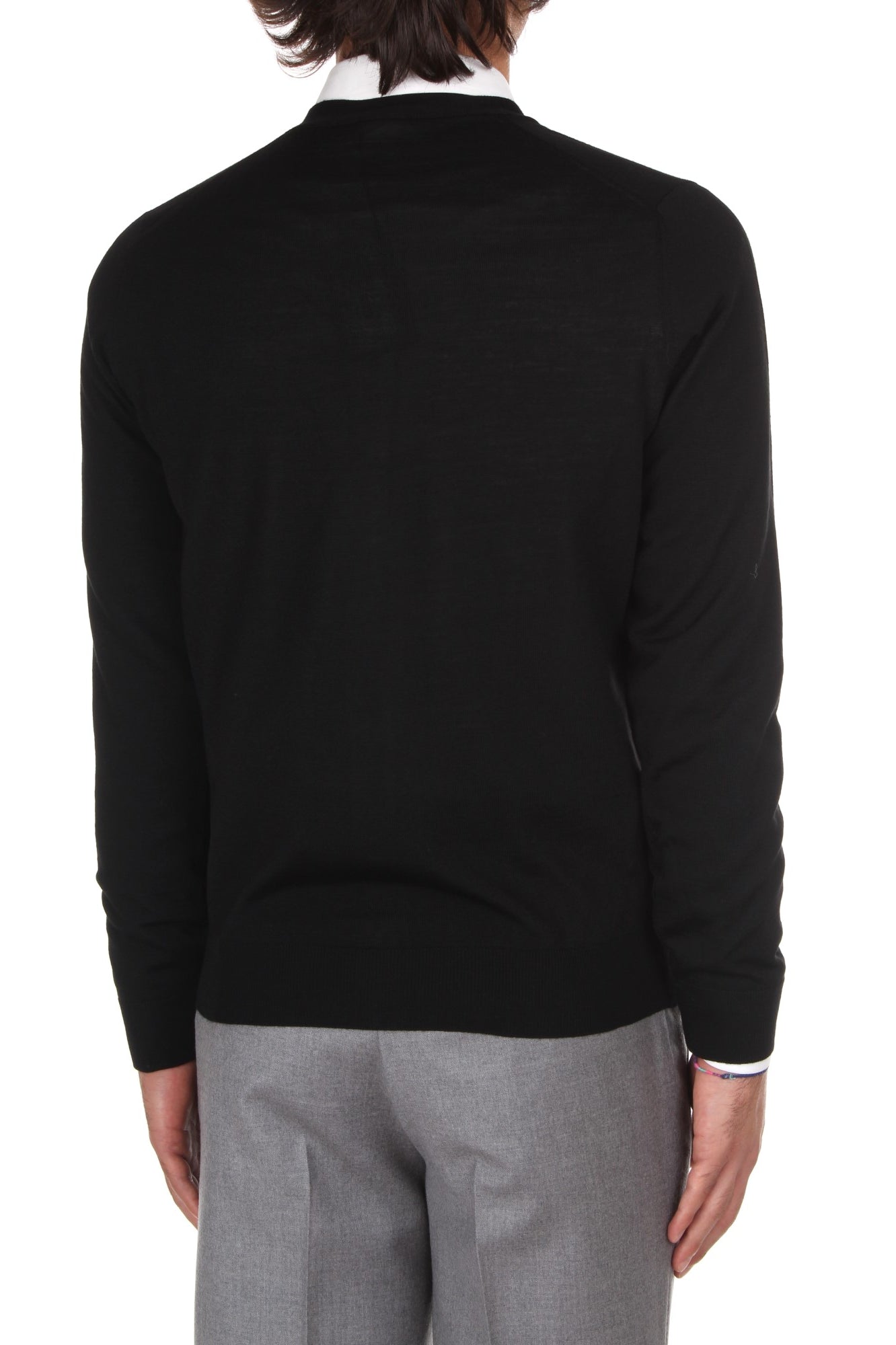 MAGLIE Nero Hindustrie