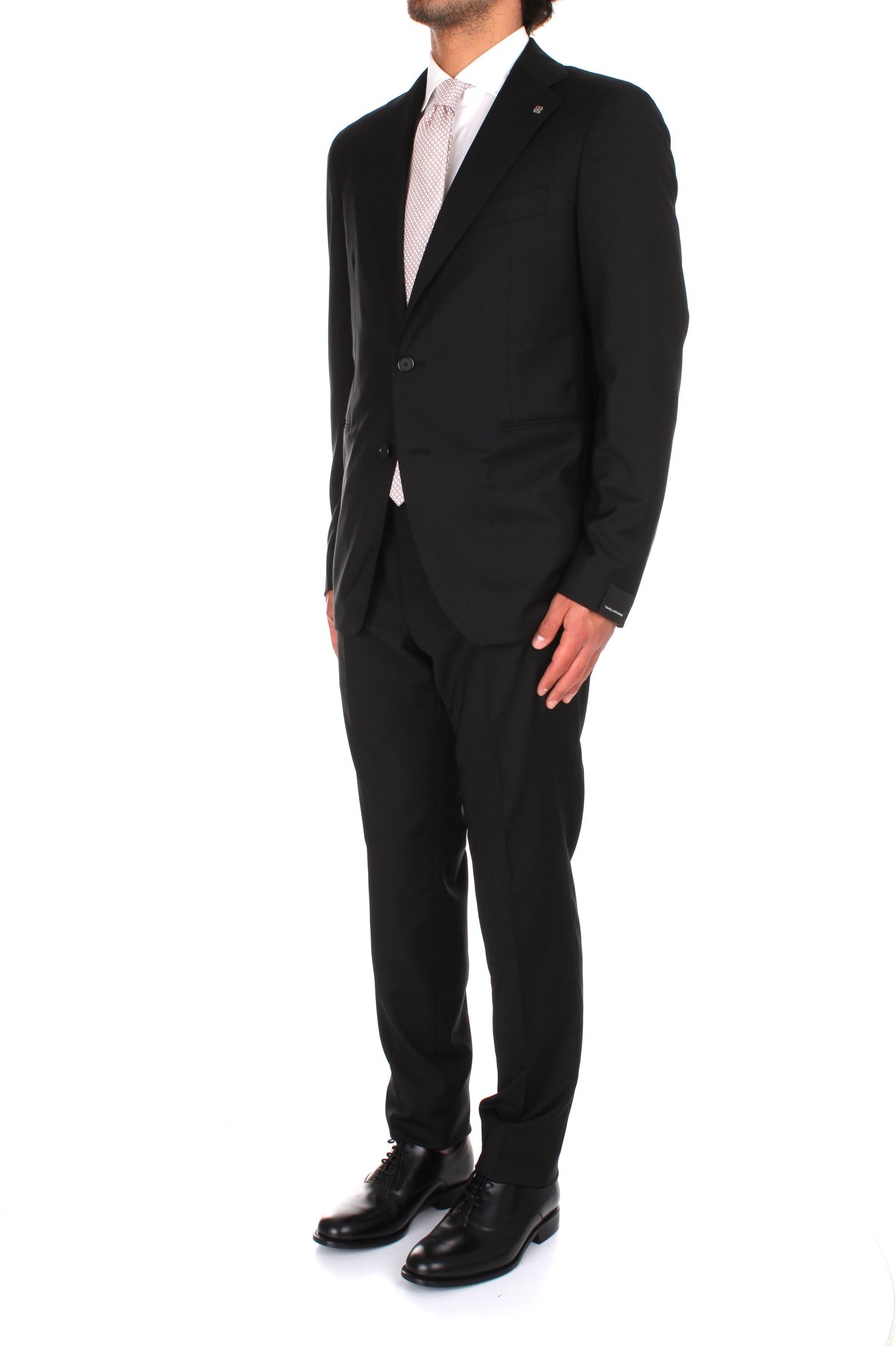 ABITI Nero Tagliatore