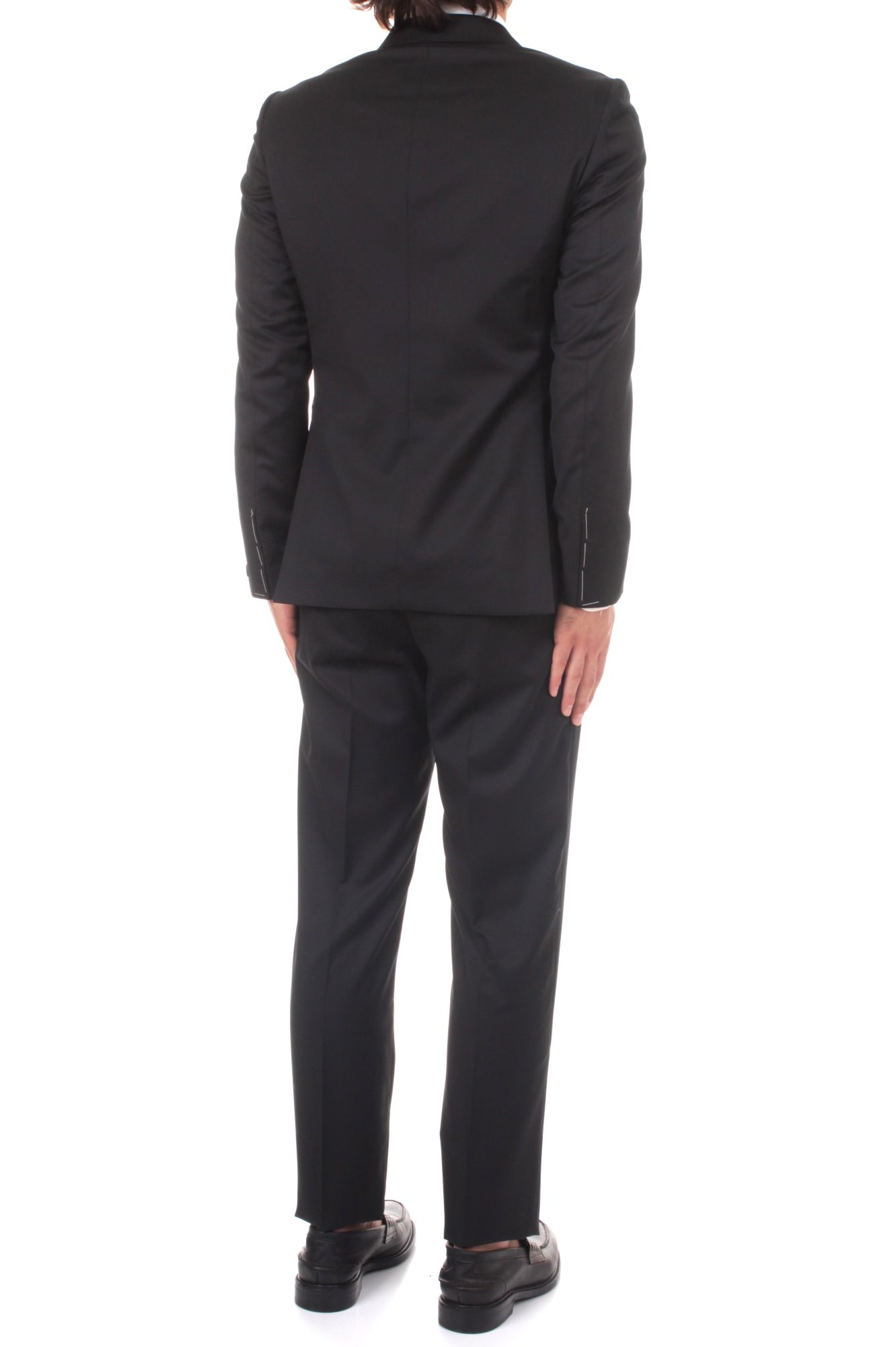 ABITI Nero Tagliatore