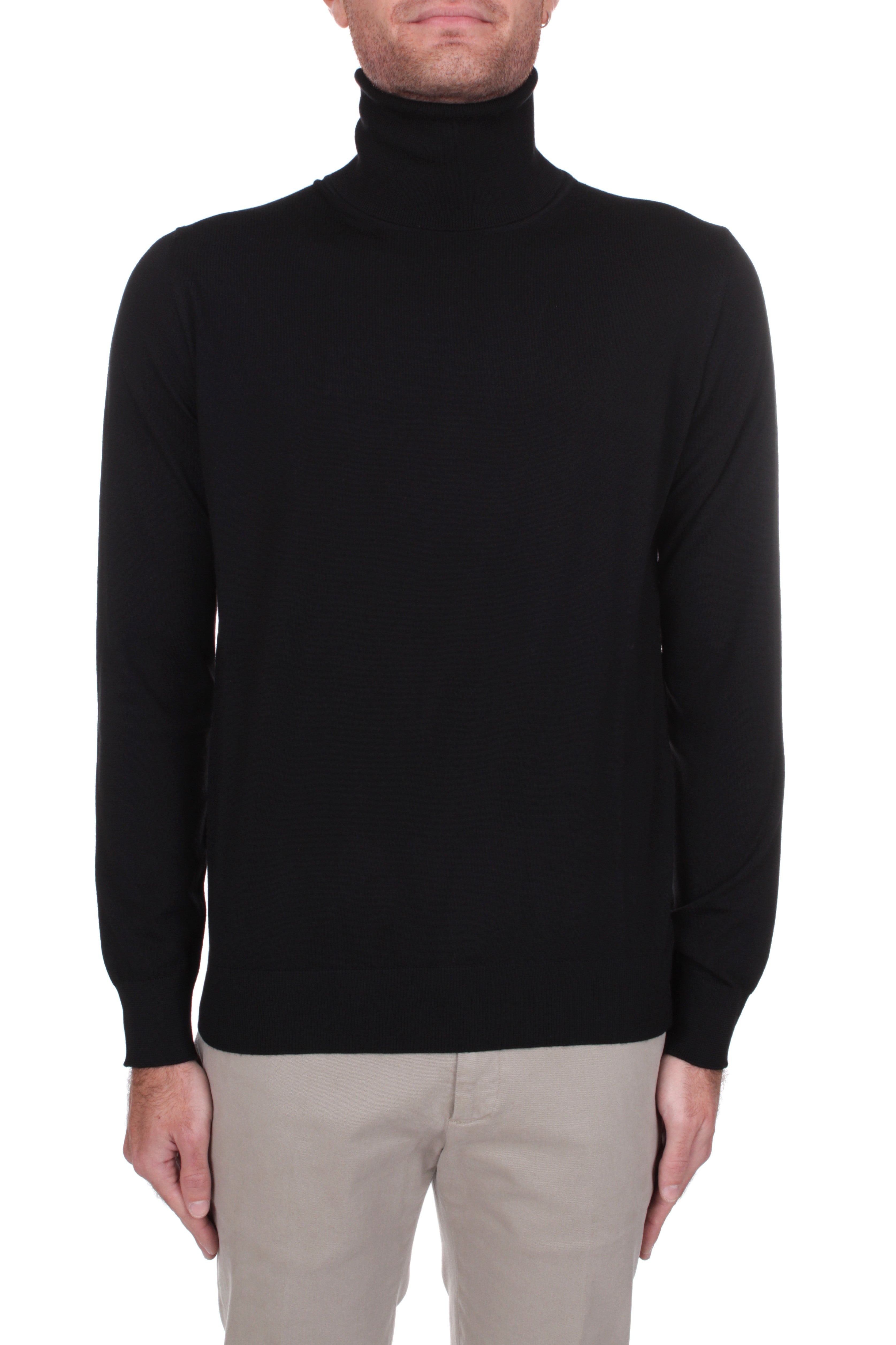 MAGLIE Nero Alpha Studio