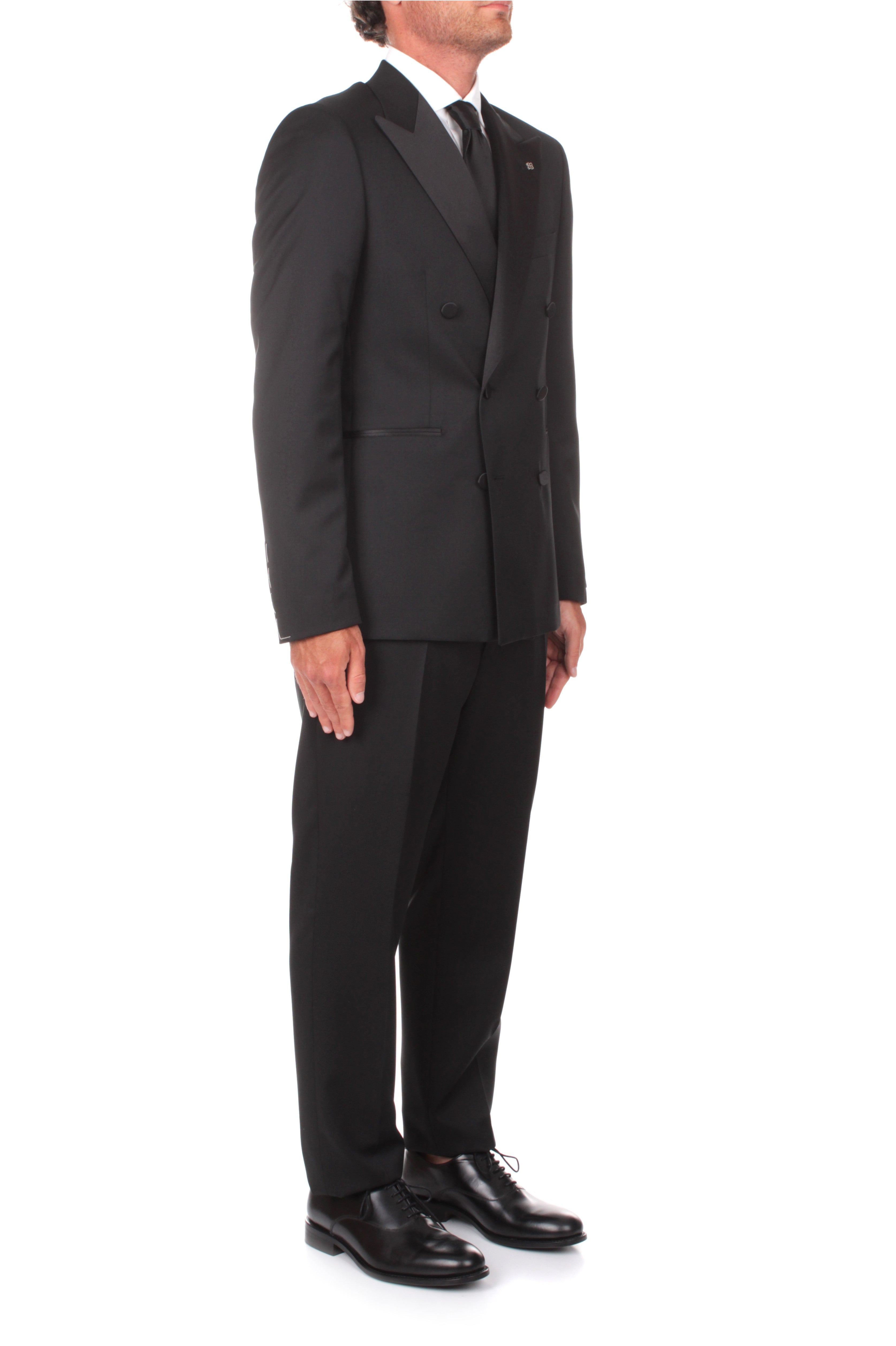 ABITI Nero Tagliatore