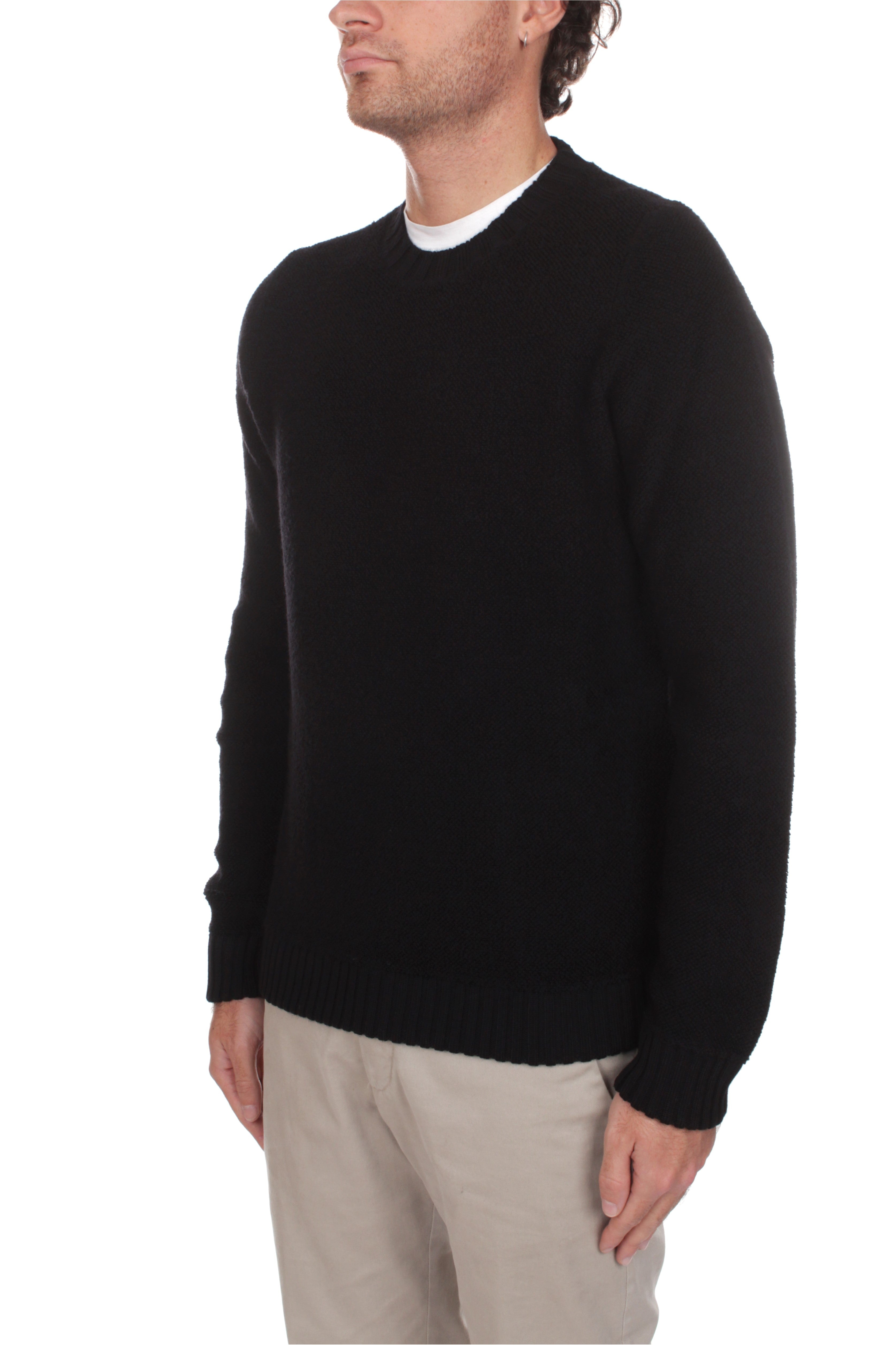 MAGLIE Nero Alpha Studio