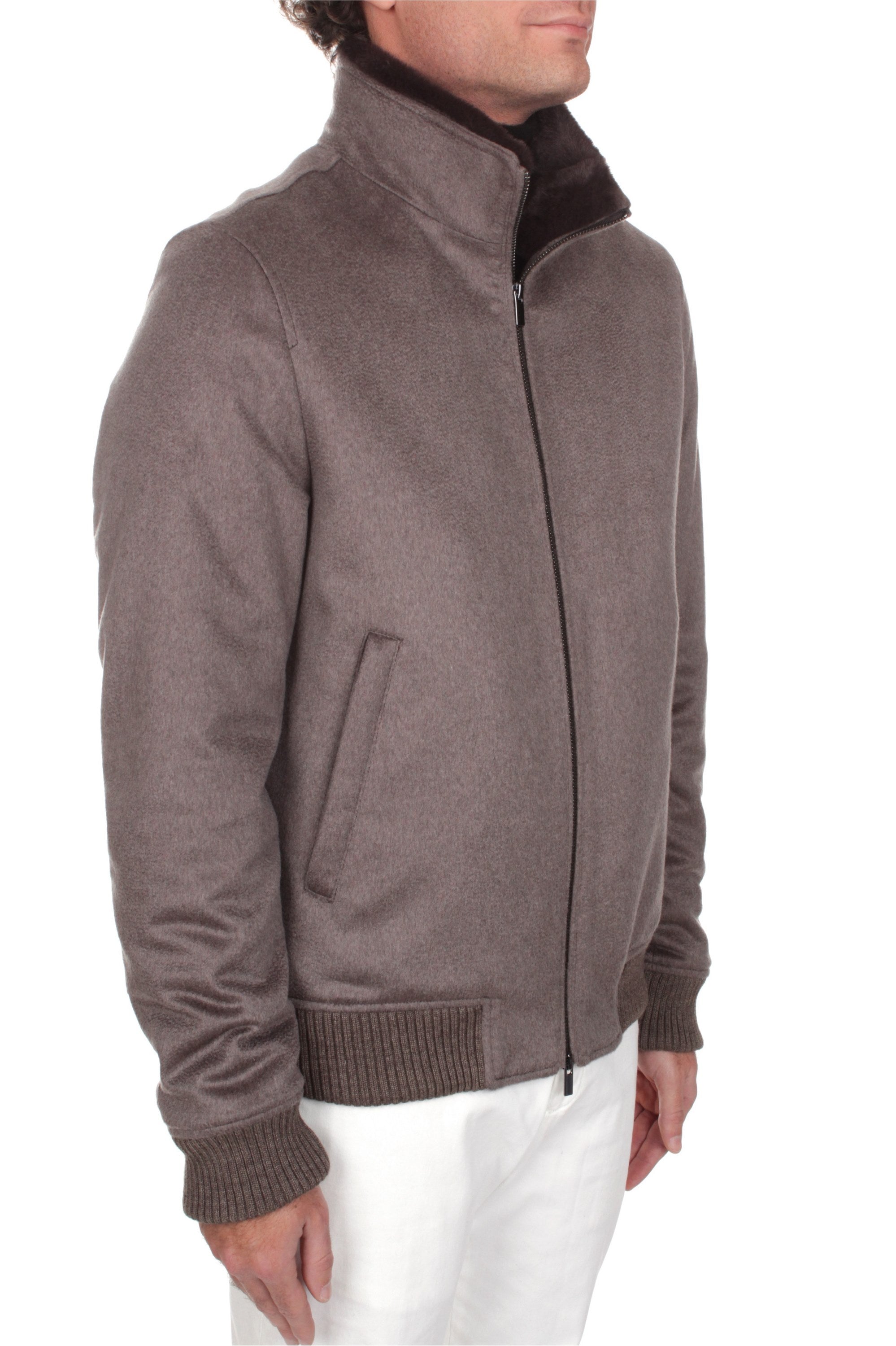 GIACCHE E GIUBBOTTI Beige Michi D'amato