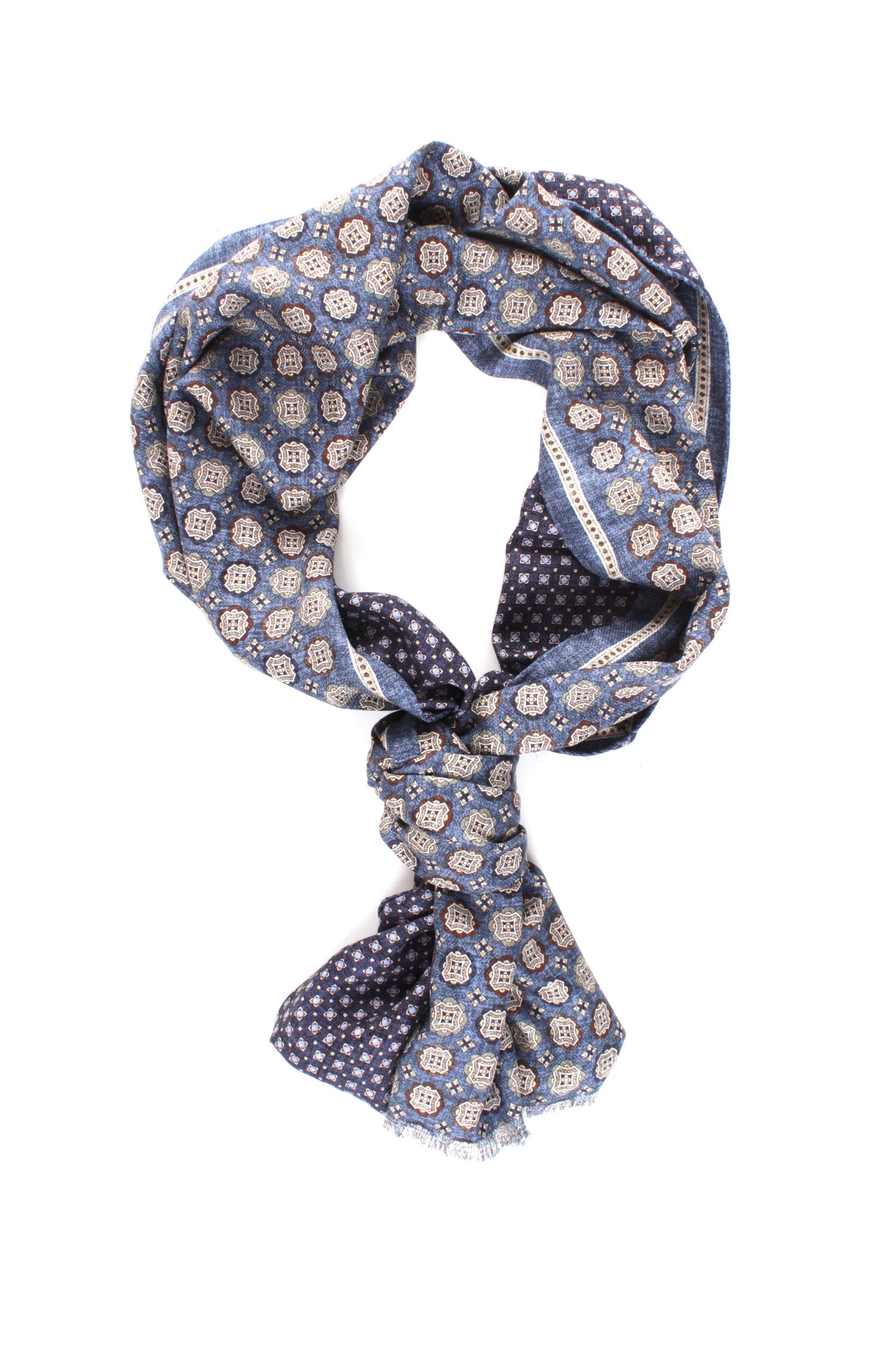 SCIARPE, FOULARD E STOLE Blu Rosi Collection