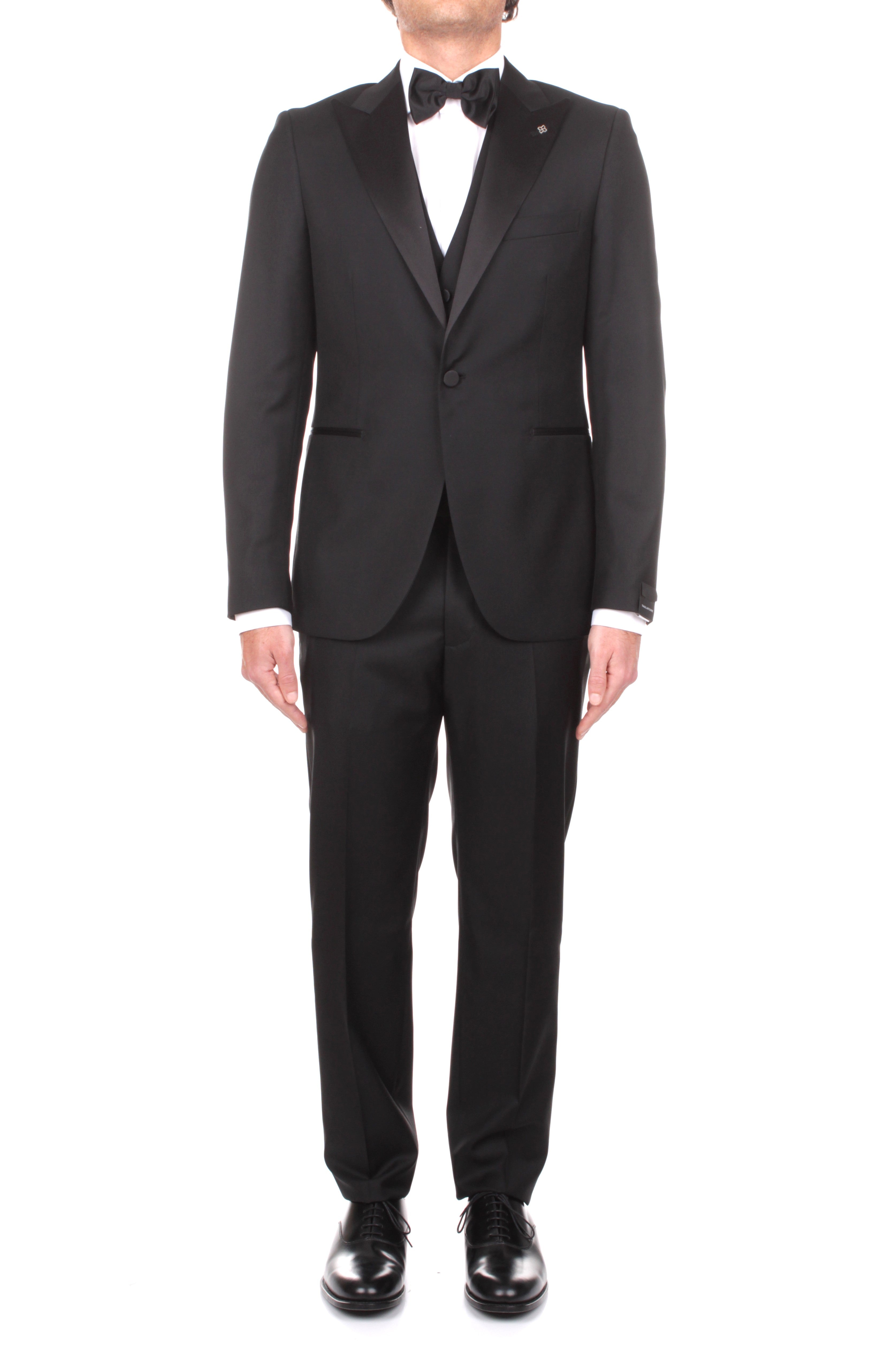 ABITI Nero Tagliatore