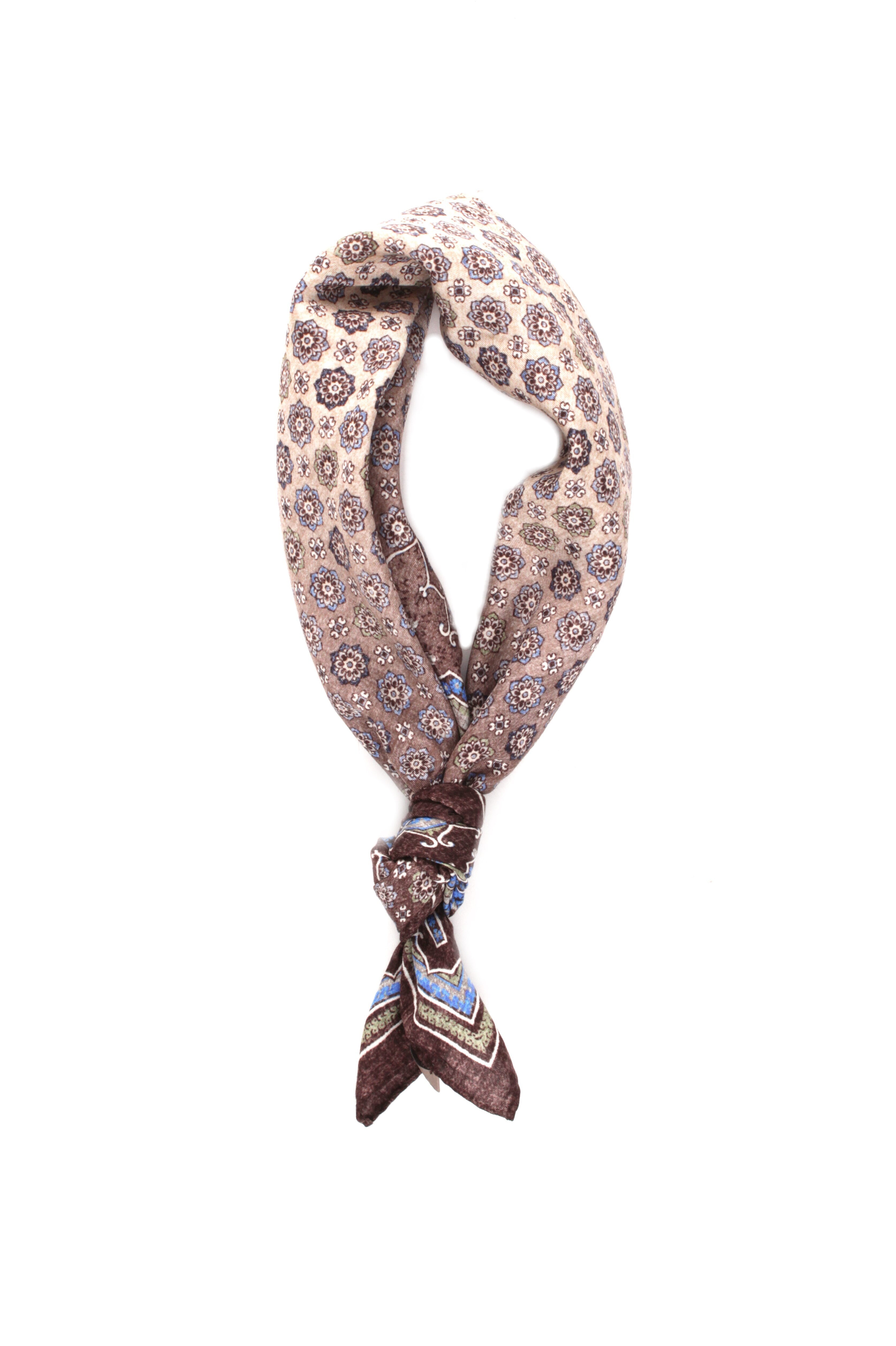 SCIARPE, FOULARD E STOLE Marrone Rosi Collection