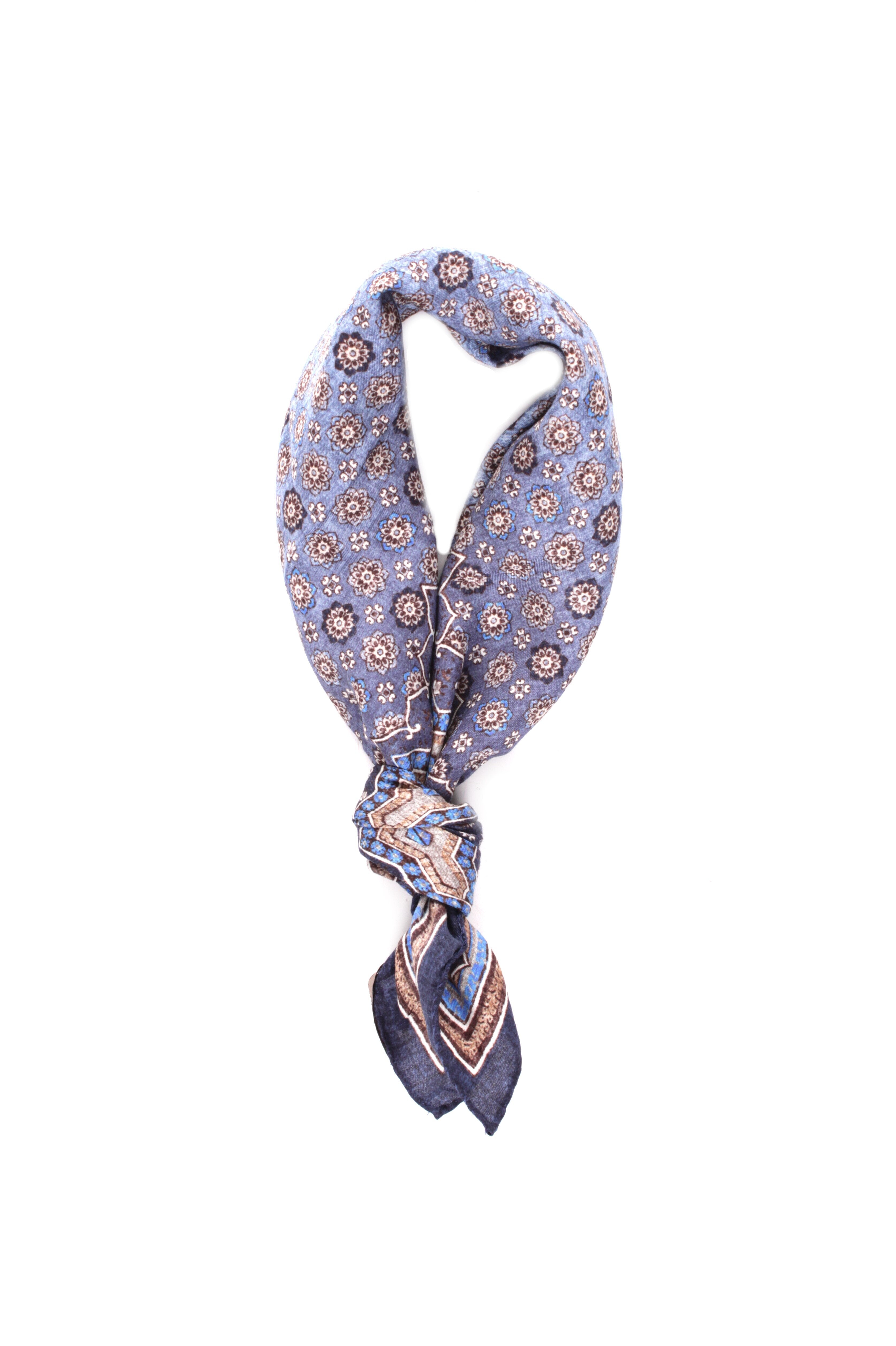 SCIARPE, FOULARD E STOLE Blu Rosi Collection