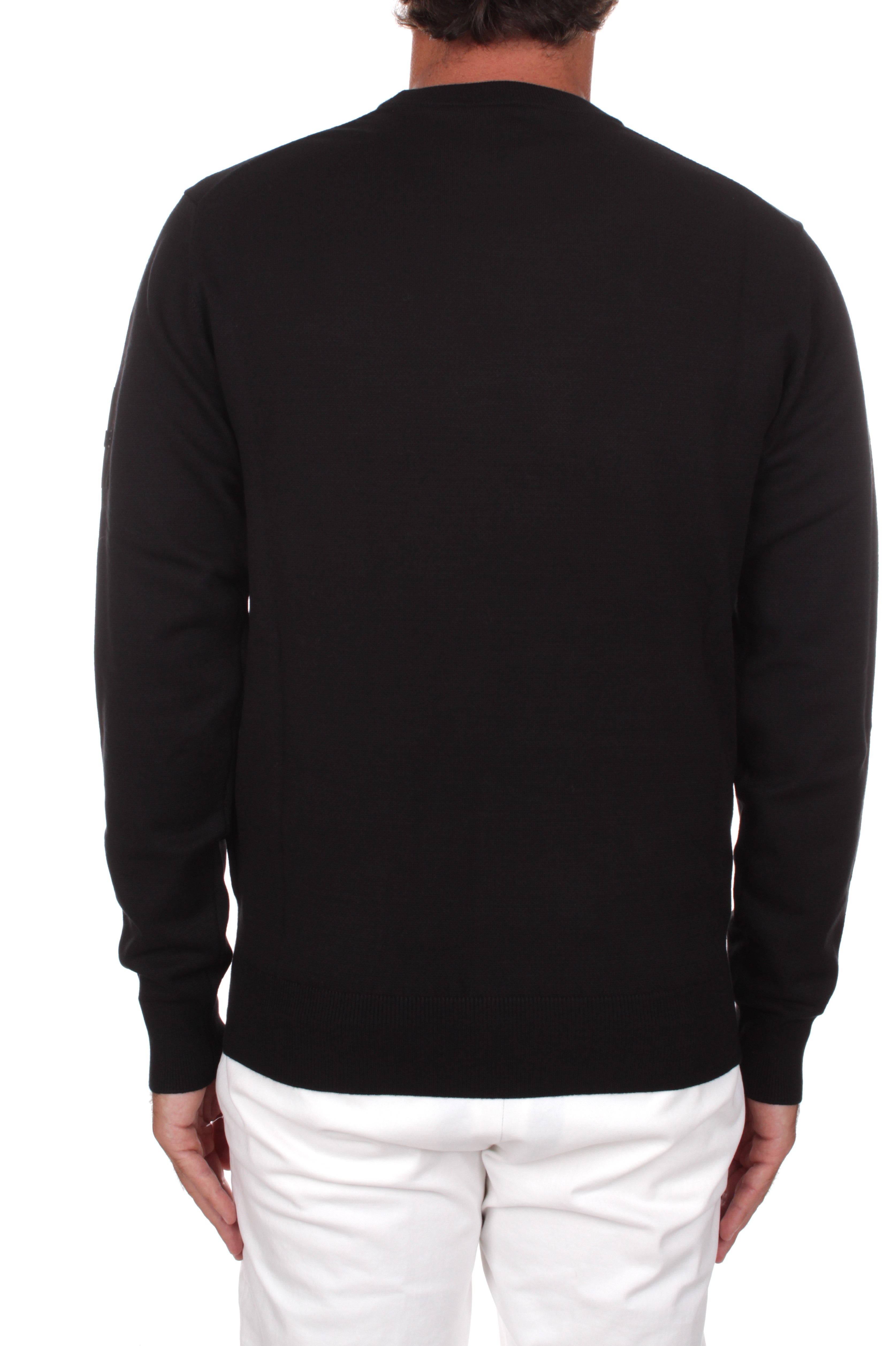 MAGLIE Nero Outhere