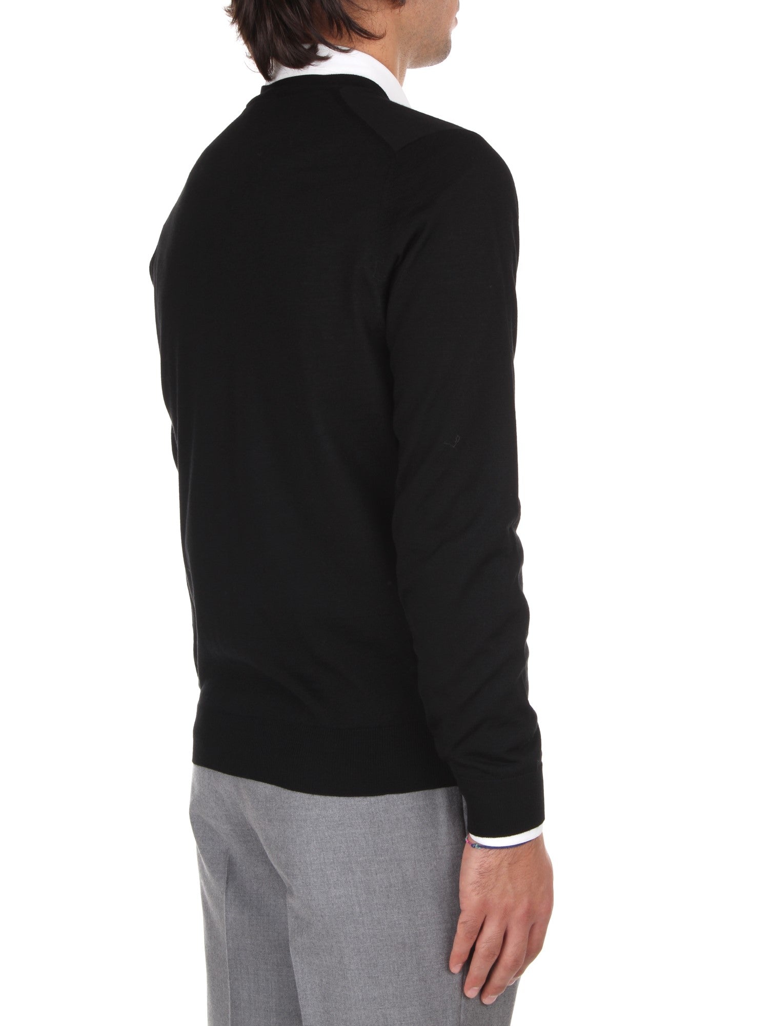 MAGLIE Nero Hindustrie