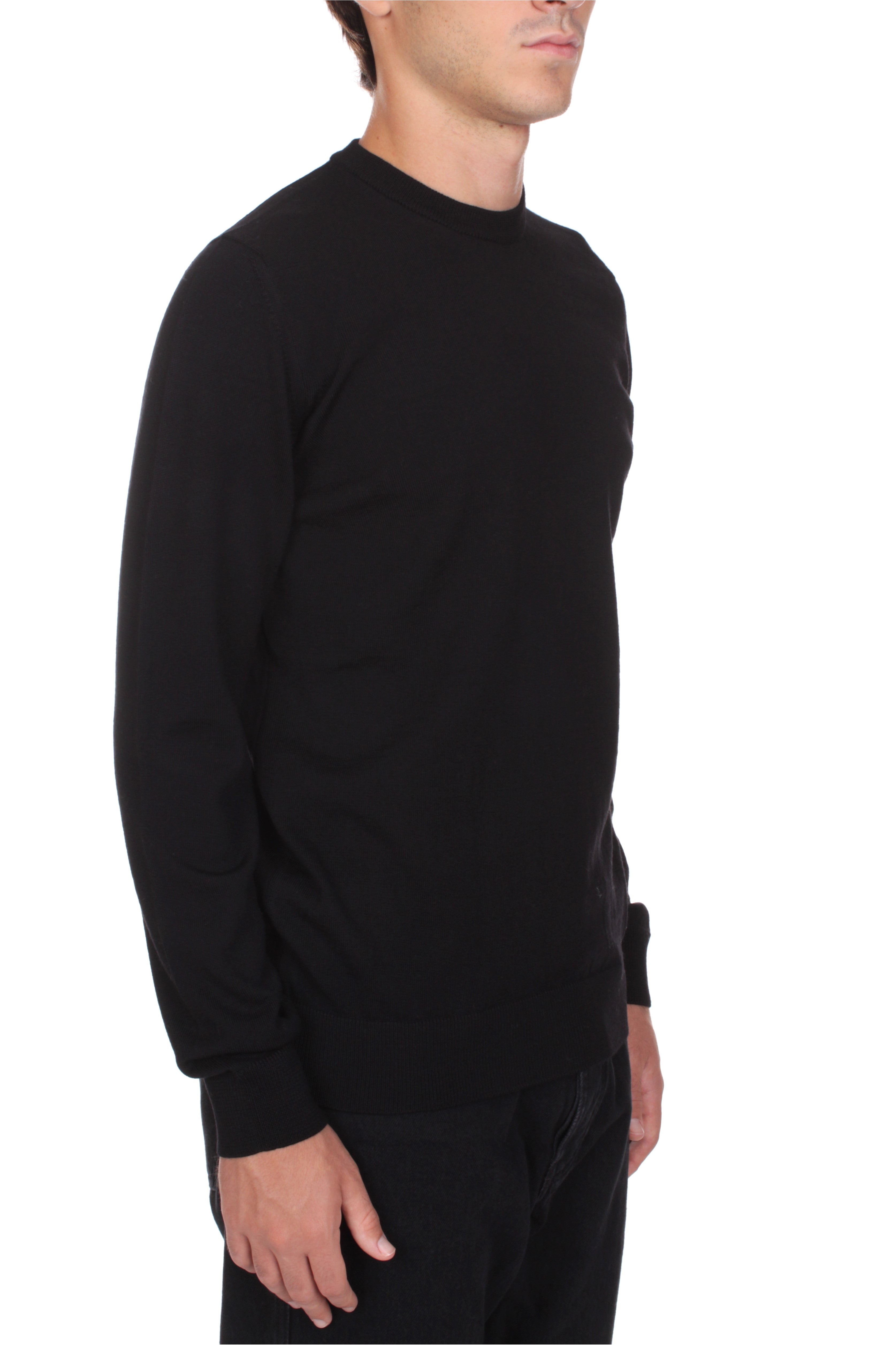 MAGLIE Nero Alpha Studio