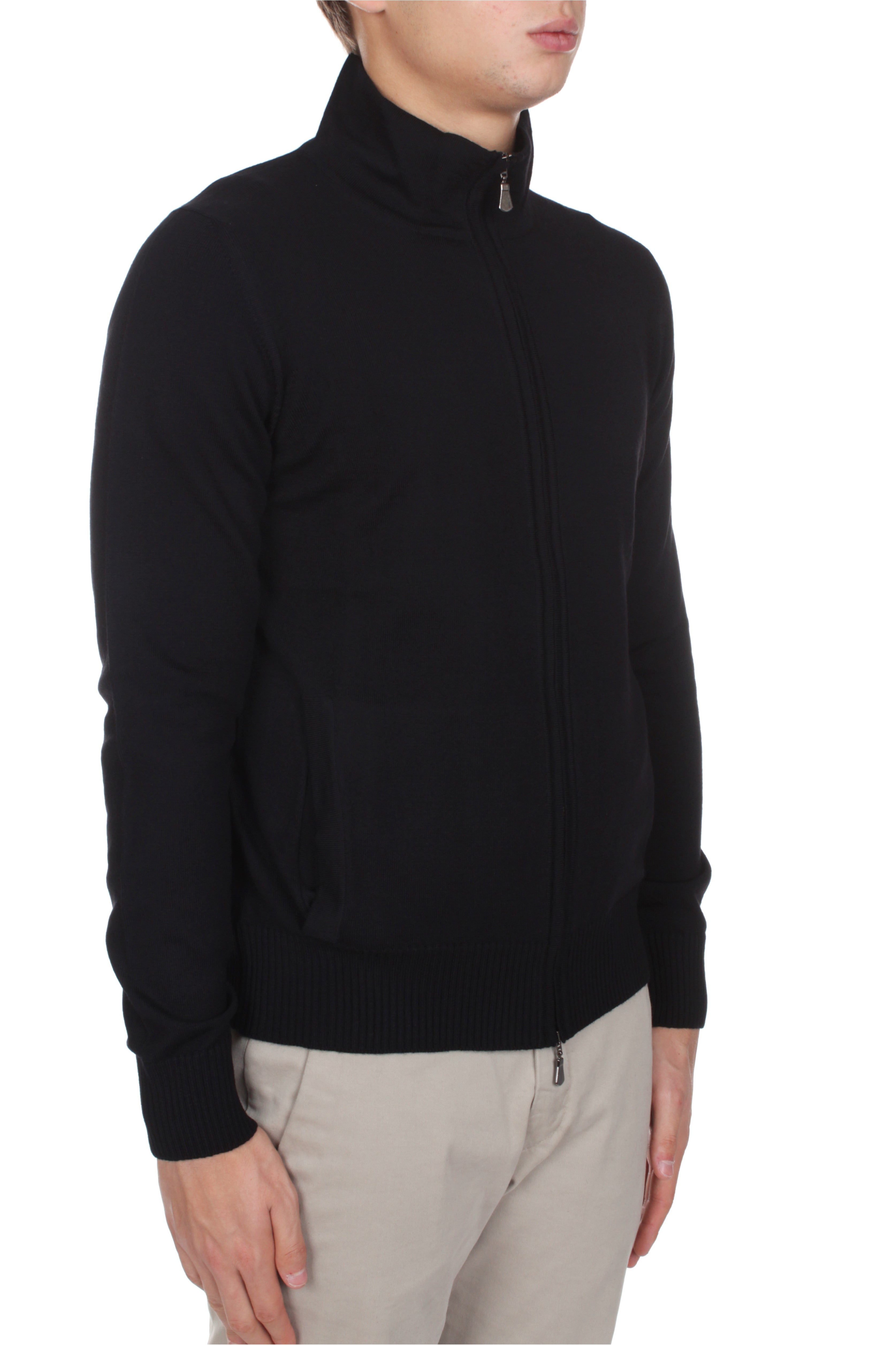 MAGLIE Nero Alpha Studio