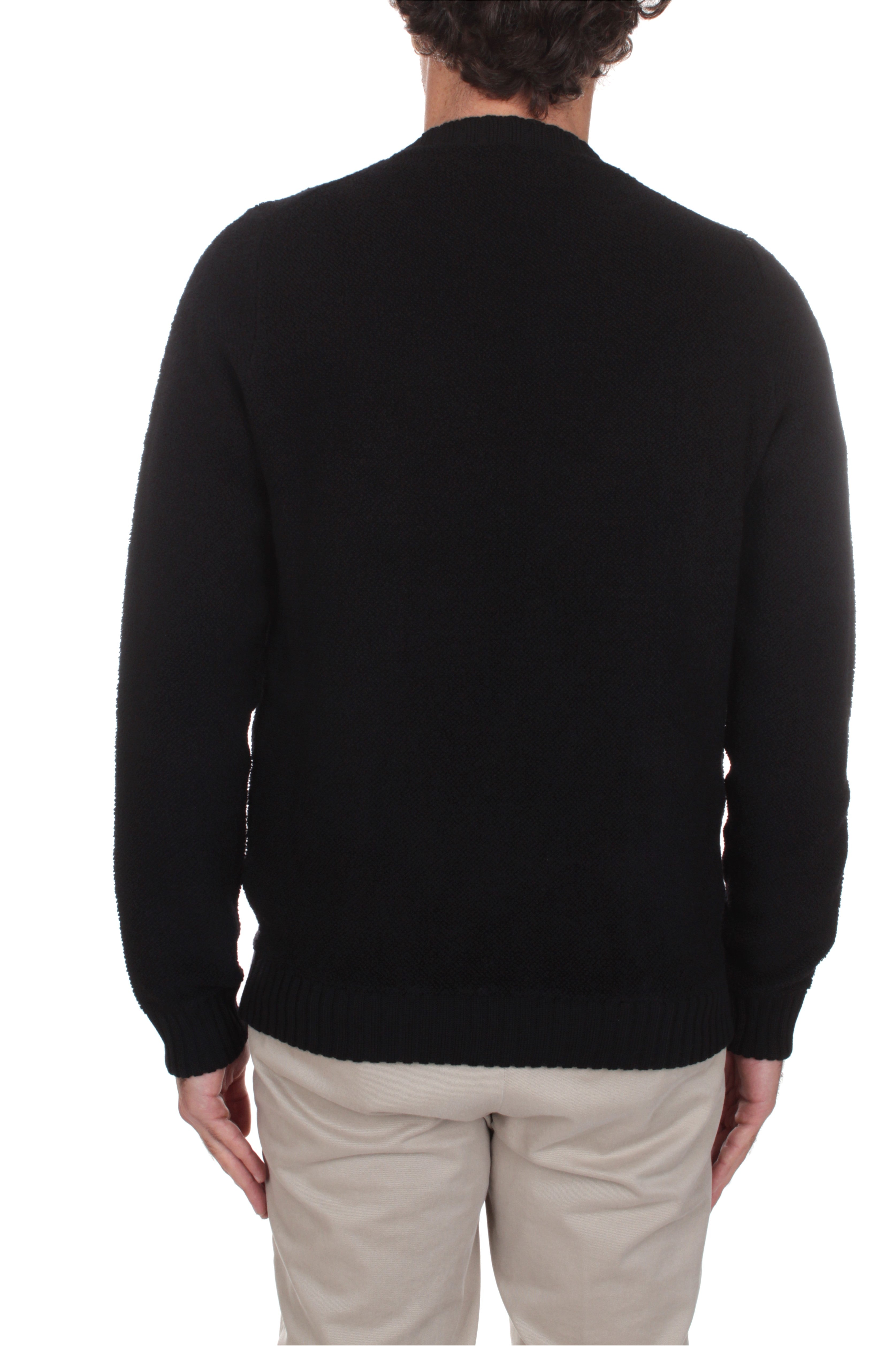 MAGLIE Nero Alpha Studio