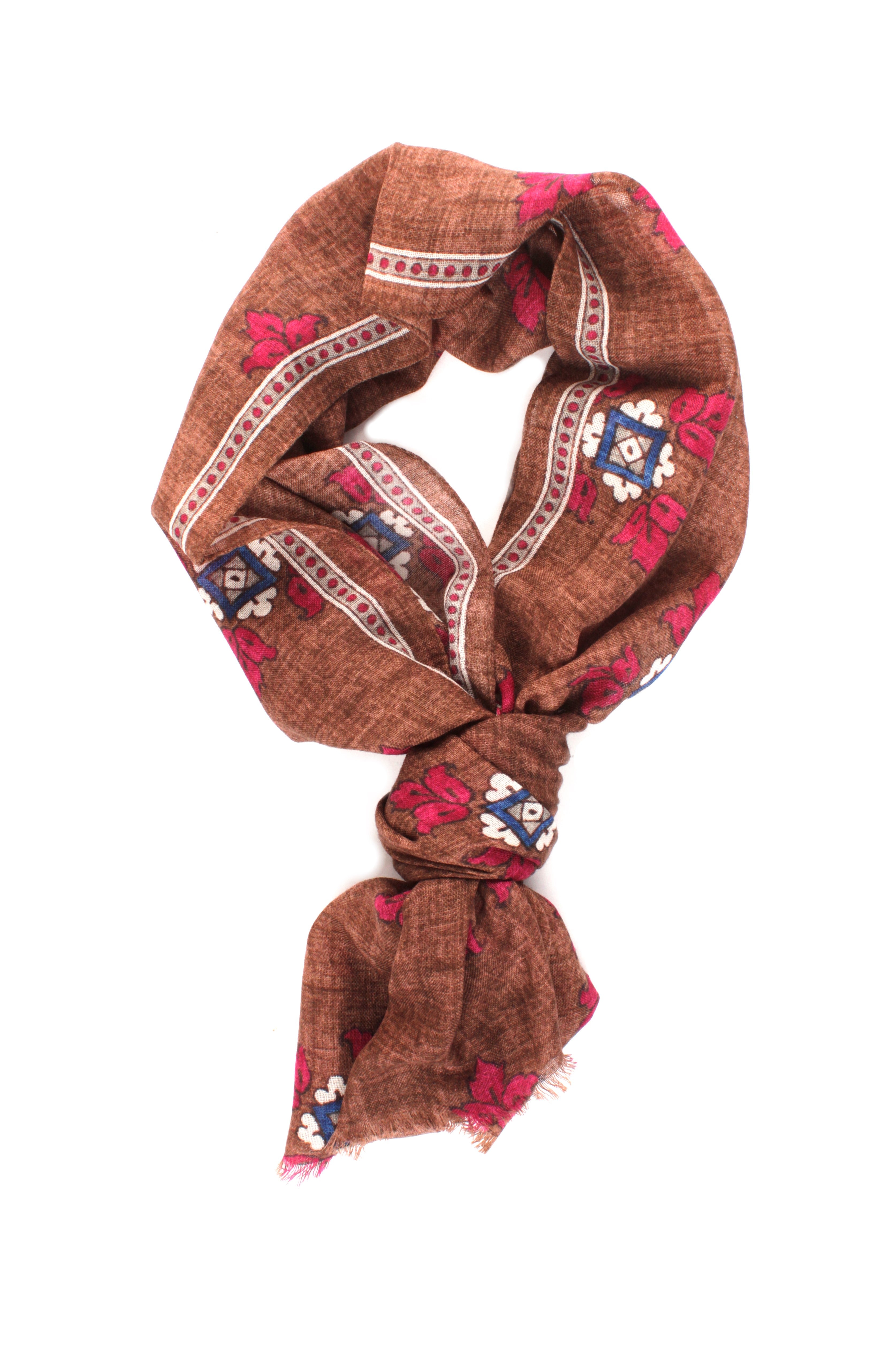 SCIARPE, FOULARD E STOLE Marrone Rosi Collection