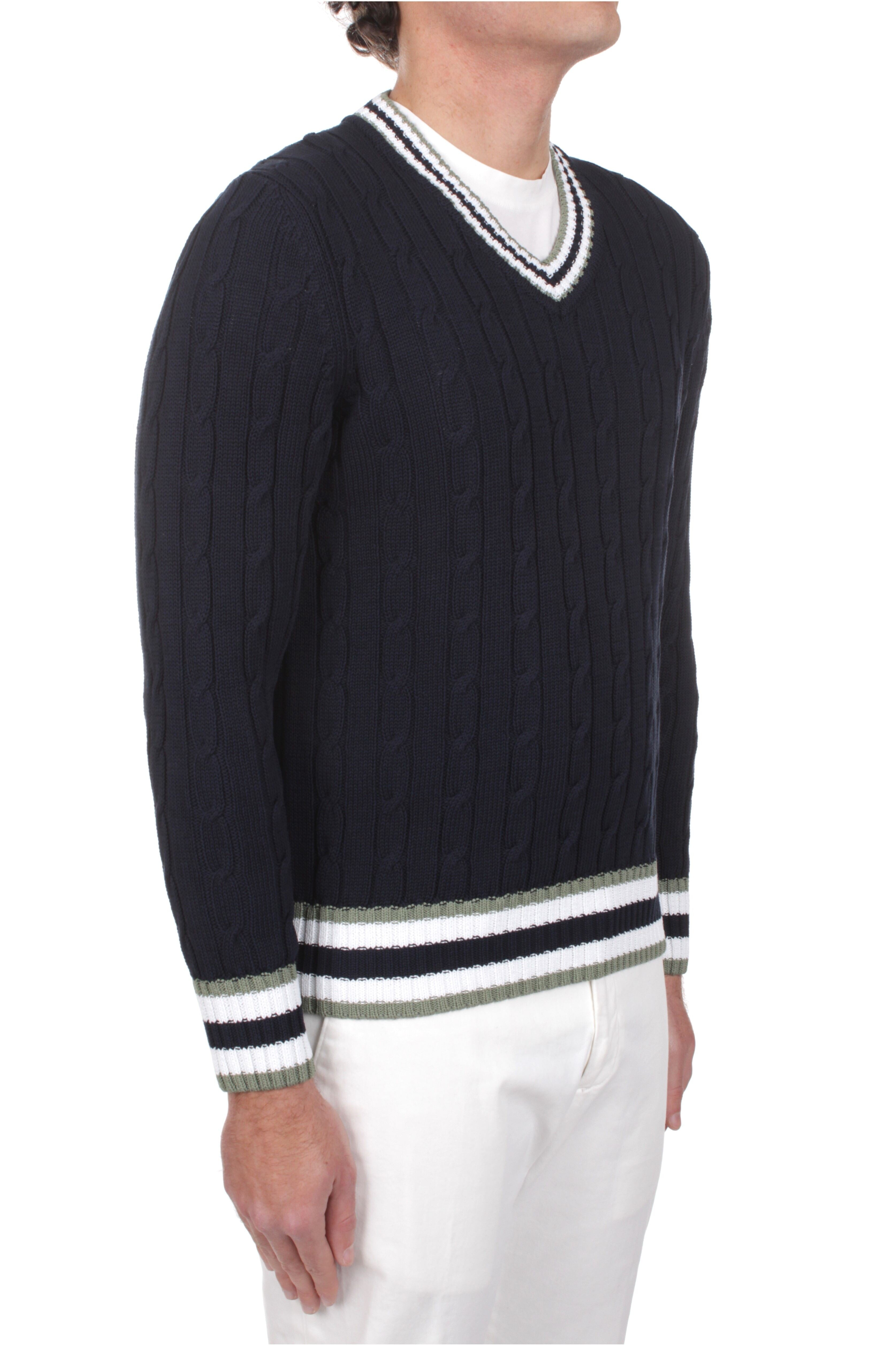 MAGLIE Blu Mcgeorge