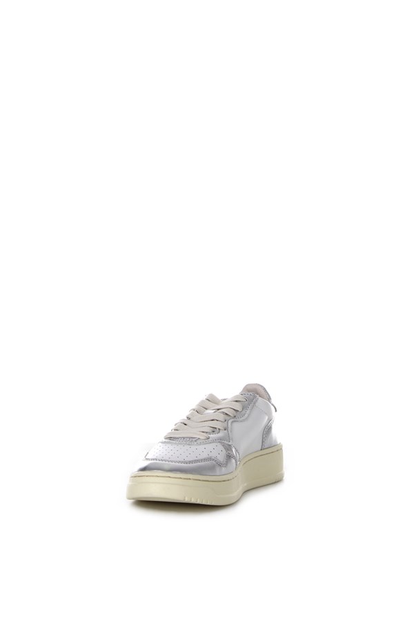 Autry Sneakers Low top sneakers Woman AULW WB18 3 