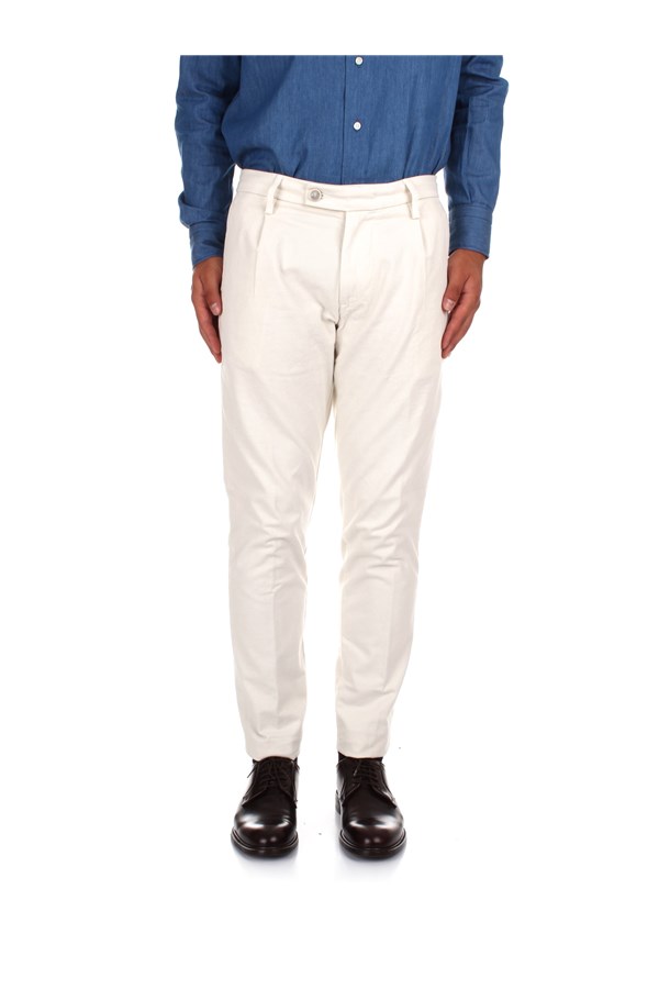Re-hash Chino pants White