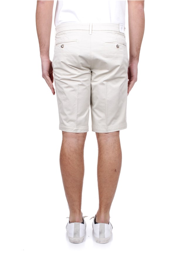Re-hash Shorts Chino pants Man BB32 2U044 0144 BW 2 